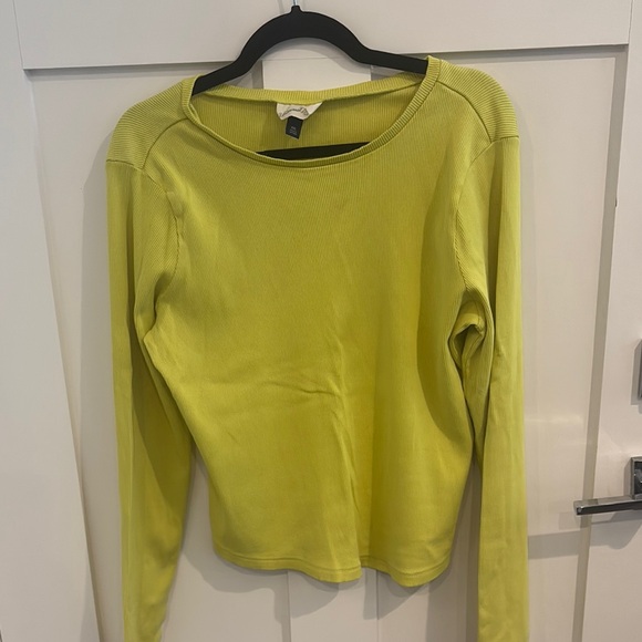 Universal Thread Chartreuse Long Sleeve Tee - Picture 1 of 2